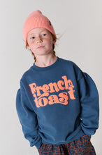 Lade das Bild in den Galerie-Viewer, Sweatshirt
