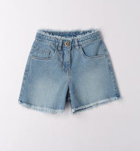 Lade das Bild in den Galerie-Viewer, Short
